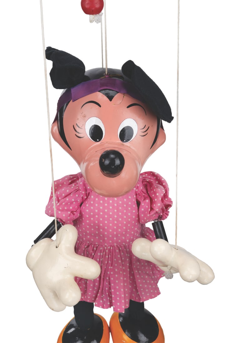 A Minnie Mouse Pelham Puppet Store Display. - 3