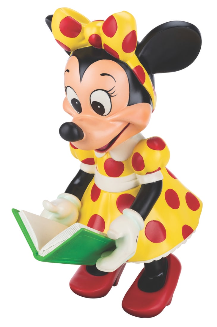 A Minnie Mouse Disney Store Display Figure. (1 of 4)