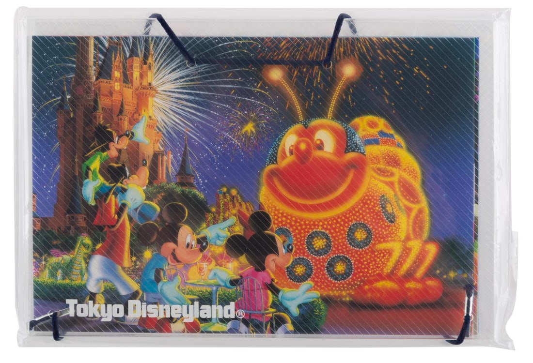A Tokyo Disneyland 20th Anniversary Postcard Set. (1 of 2)