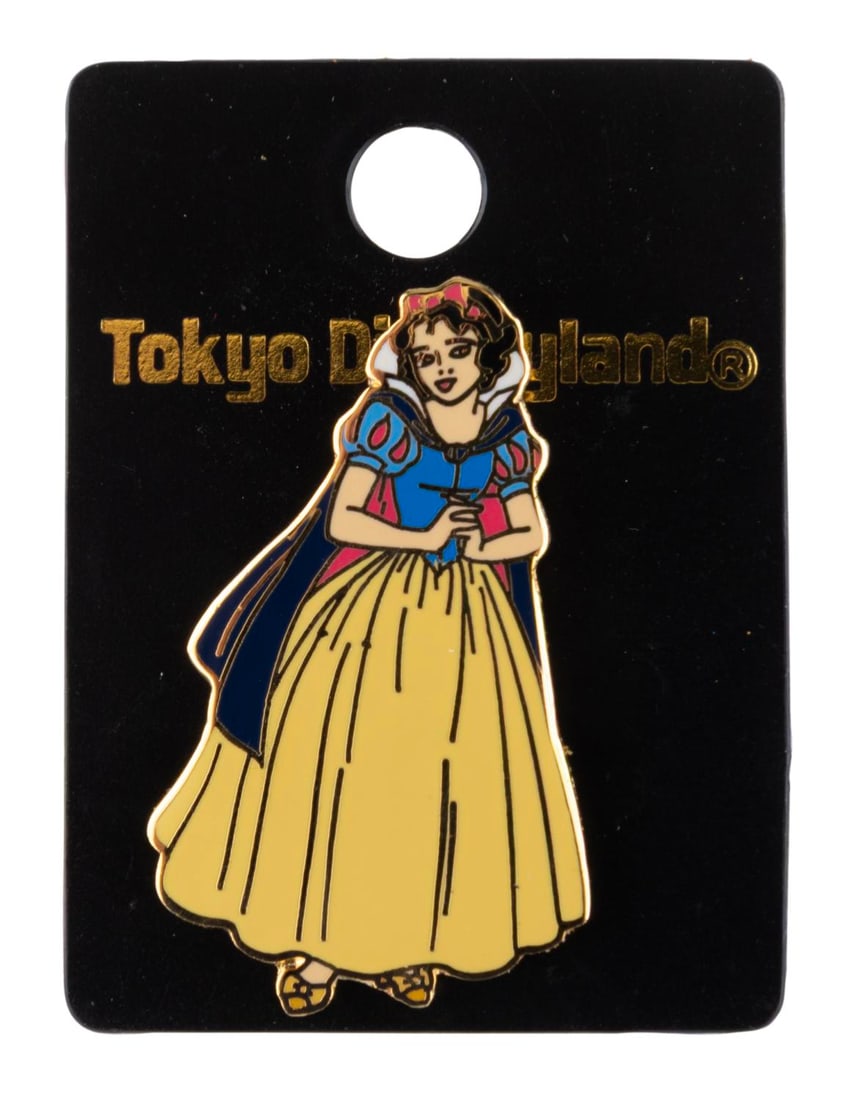 A Tokyo Disneyland Snow White Pin. (1 of 1)