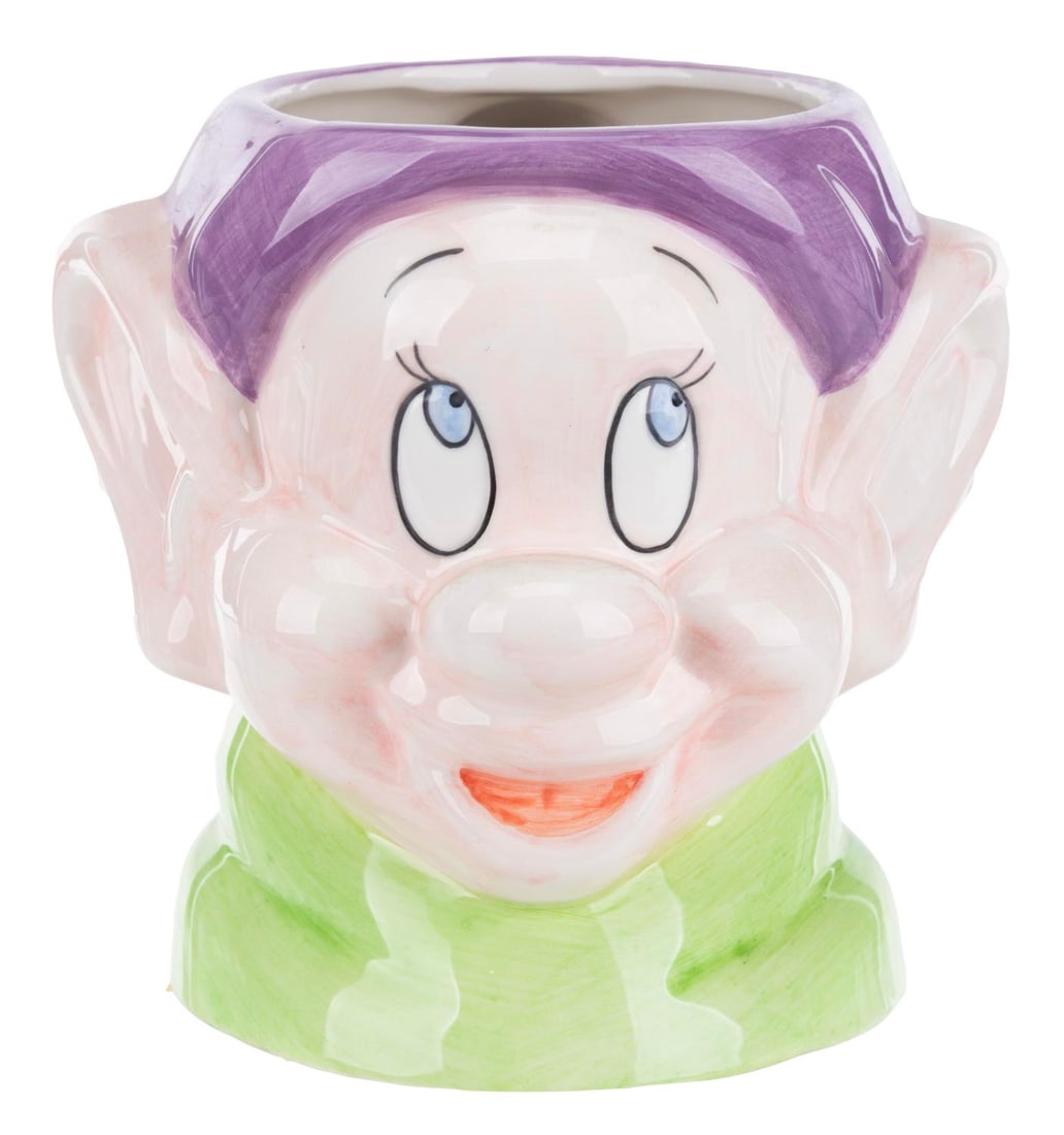 A "Snow White" Dopey Mug. (1 of 3)