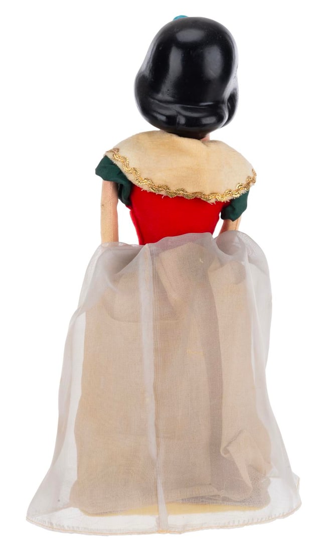 A Snow White Doll. - 4