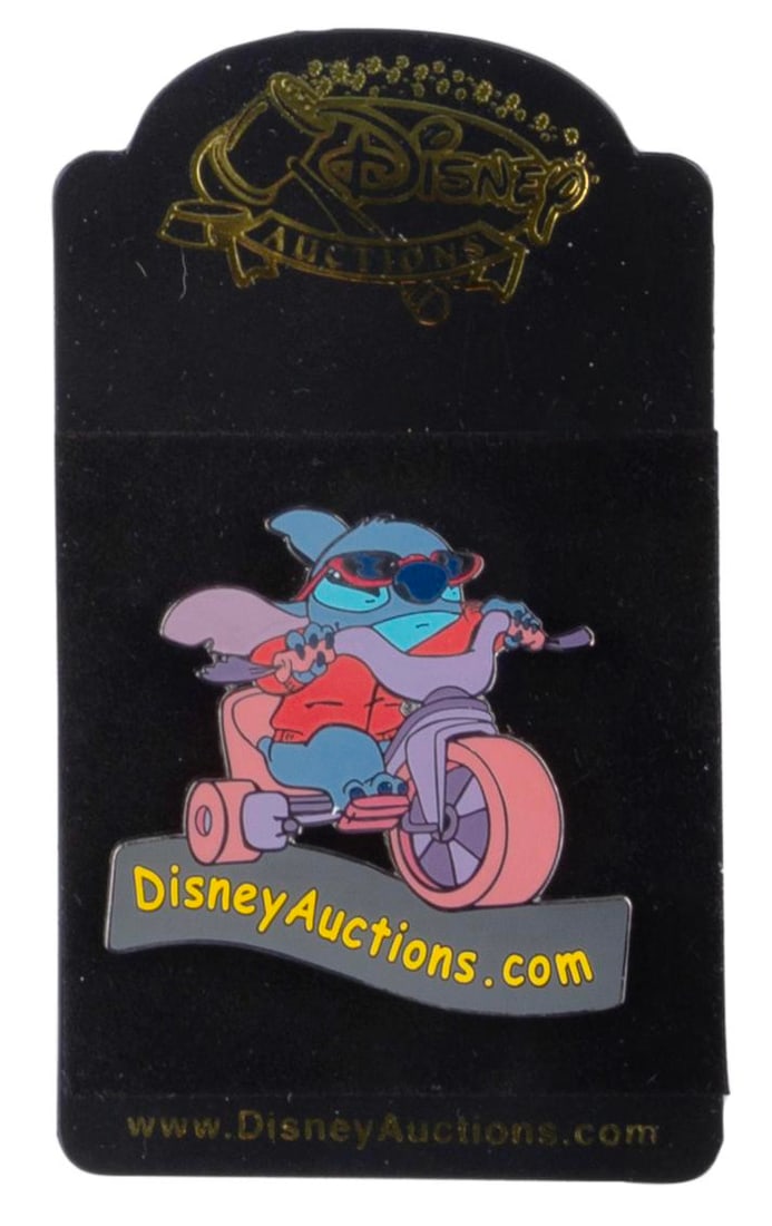A Disney Auction Limited Edition Stitch Pin. (1 of 1)