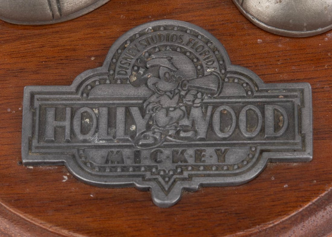 A Hollywood Mickey Statue. - 2