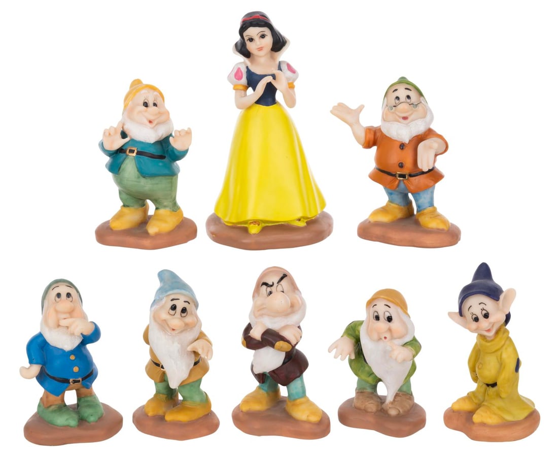 A Prototype "Snow White" Ceramic Figurine Set. (1 of 4)