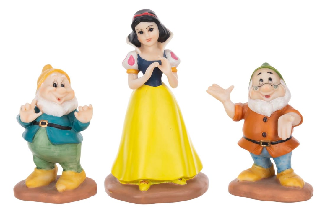 A Prototype "Snow White" Ceramic Figurine Set. - 2