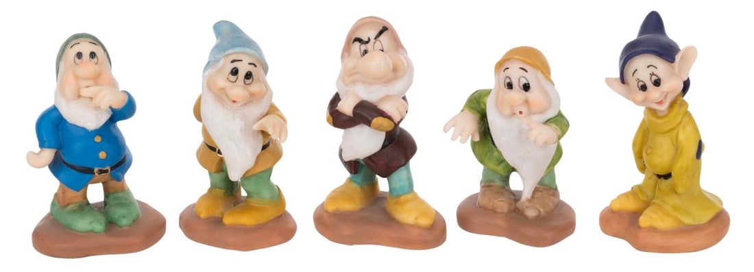 A Prototype "Snow White" Ceramic Figurine Set. - 3