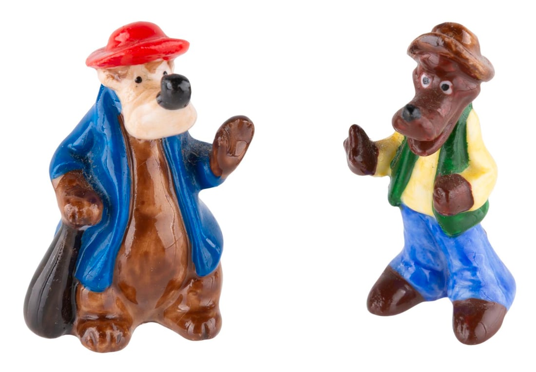 A Pair of Tiny Br'er Fox and Bear Figurines. (1 of 3)