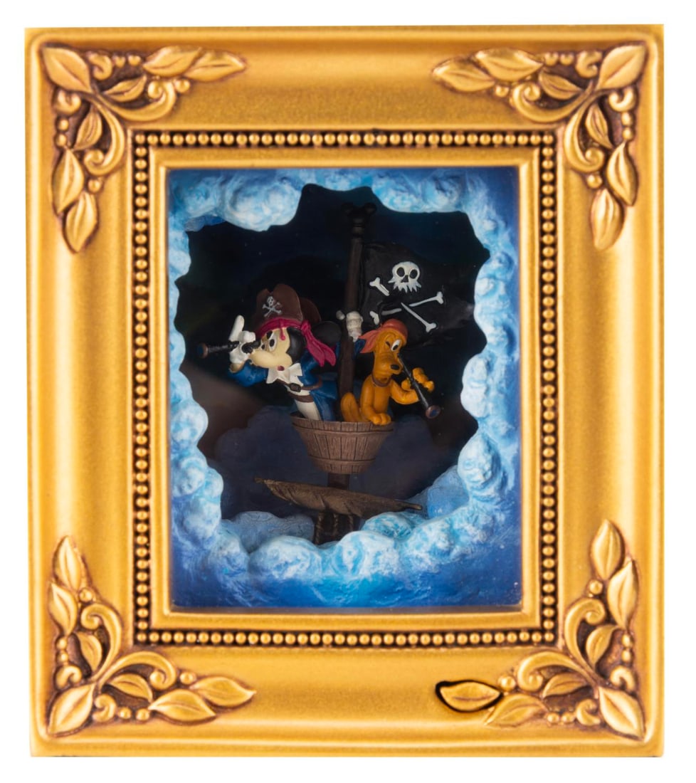 An Olszewski Pirate Mickey Gallery Of Light.: (Olszewski, 2011) A rare Pirate Mickey #1 Gallery of Light diorama. With three "AAA" batteries (not included), the scene of Pirate Mickey and Pluto in a Crow's Nest lights up. Measuring 3.75" x 3.5" x