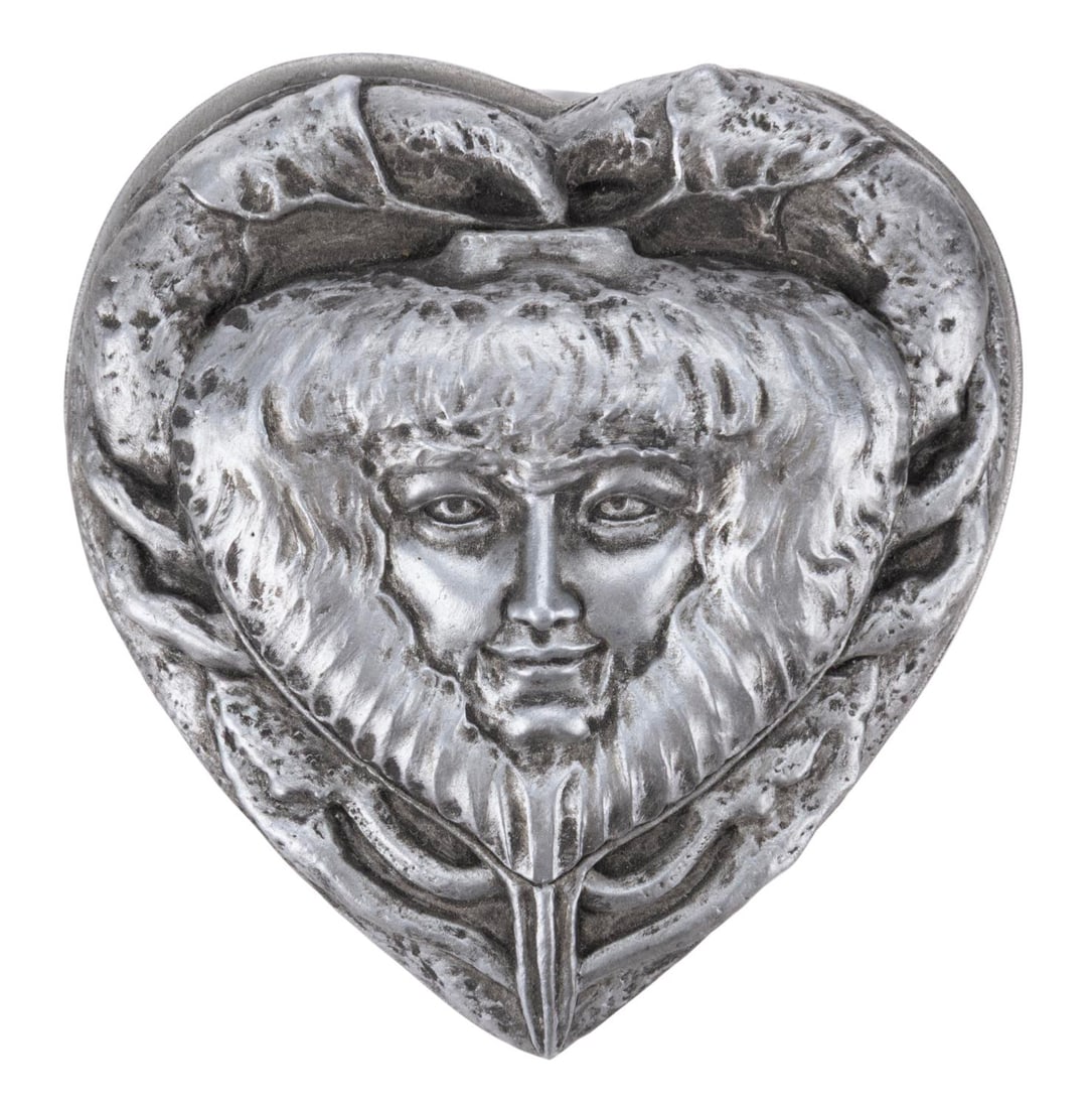 A Pirates of the Caribbean Limited Edition Calypso Heart Box. (1 of 3)
