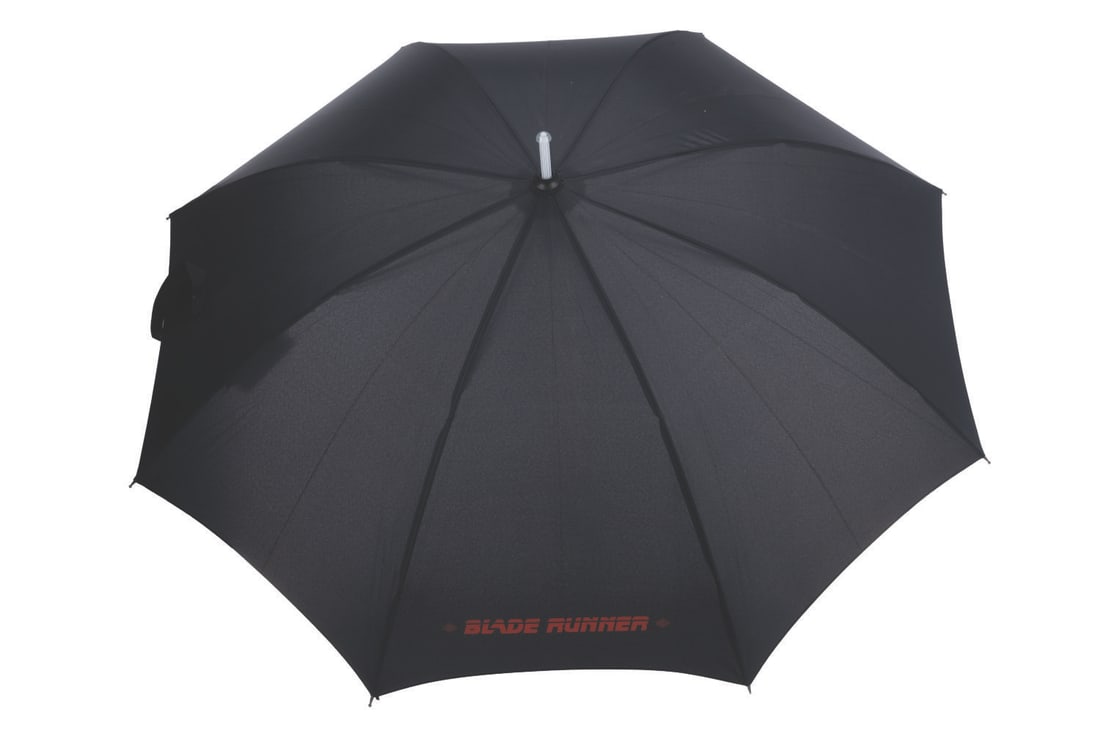 A "Blade Runner" Light-Up Umbrella. - 2