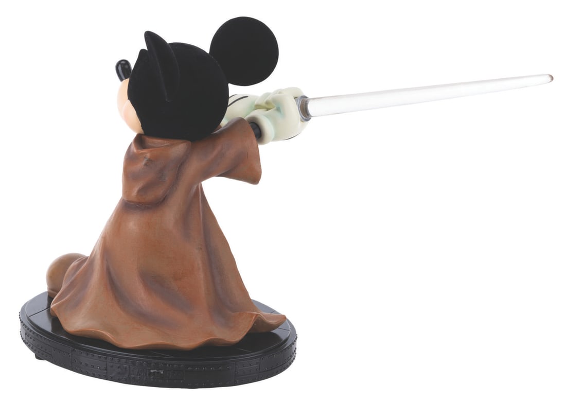 A Jedi Mickey Medium Figurine. - 4