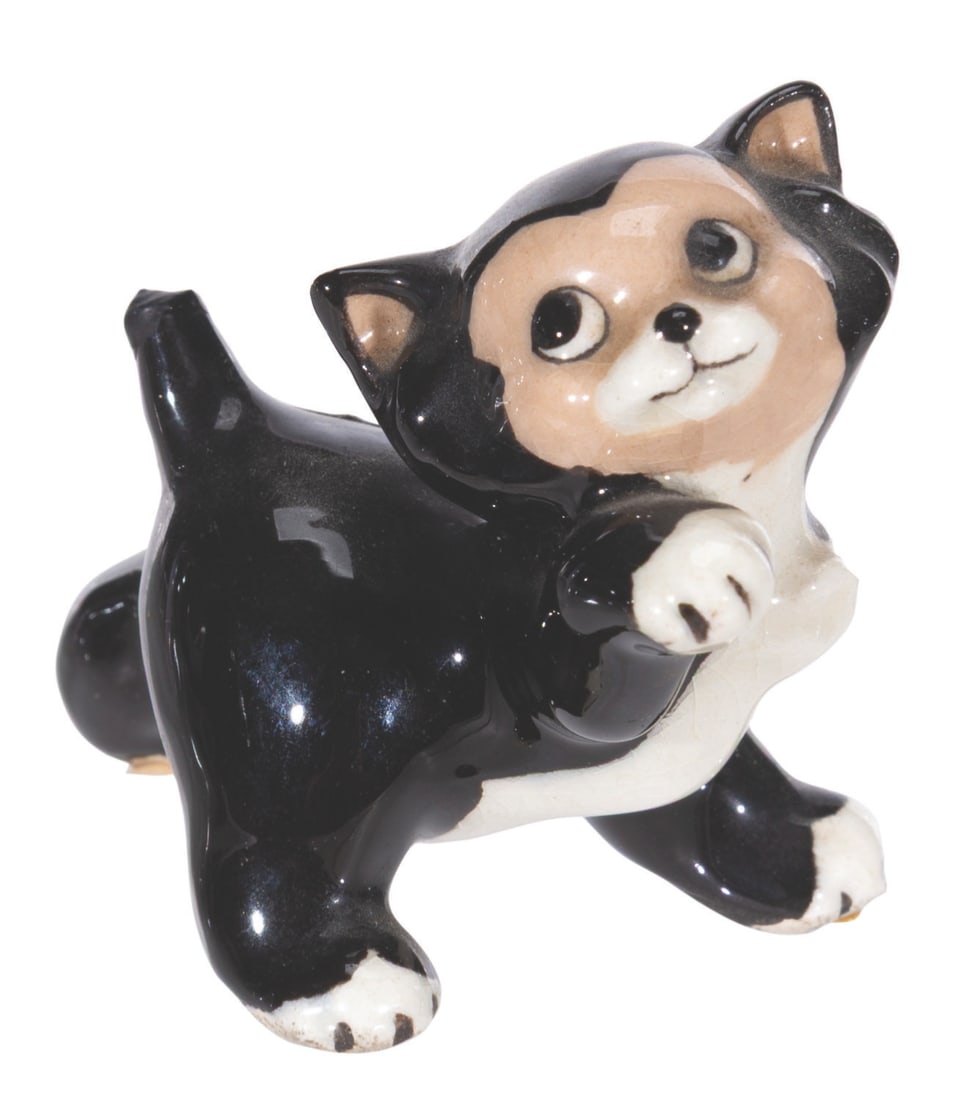 A Figaro Ceramic Figurine by Hagen-Renaker. (1 of 4)