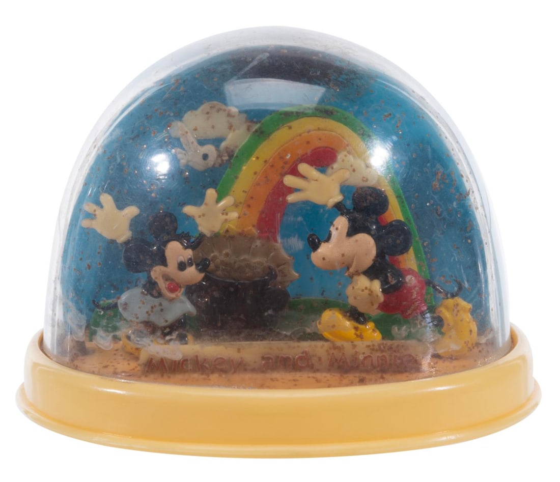 A Mickey Mouse and Minnie Snow Globe. (1 of 3)