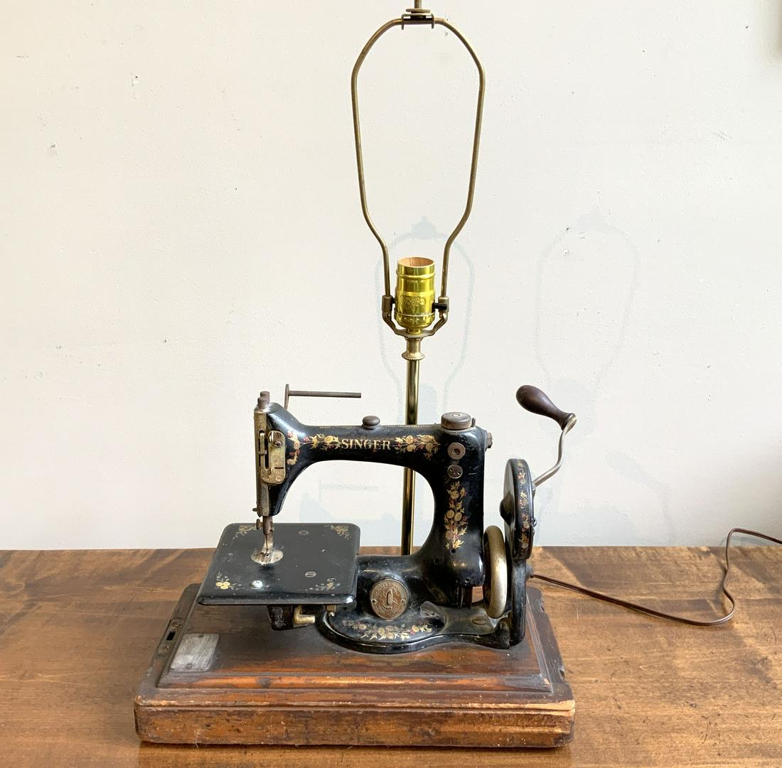 Antique Singer Sewing Machine Lamp Conversion (1 of 7)