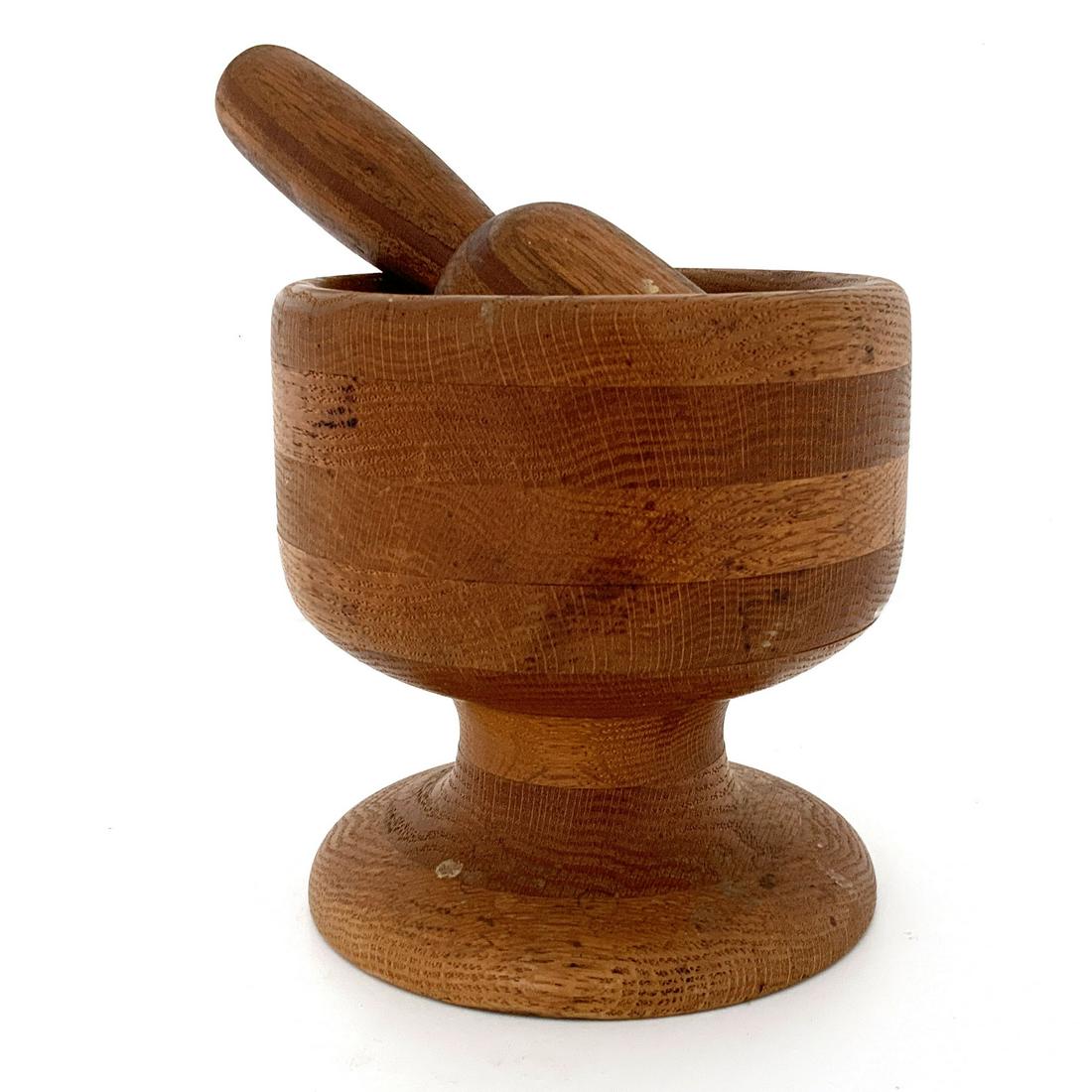 Vintage Wooden Mortar and Pestle: Vintage Wooden Mortar and Pestle Mortar - 7 h x 6.5 d Pestle - 8 long and 2.5 d $15 flat fee boxing, packing, insurance, tracking and shipping rate anywhere to U.S. or free pickup.