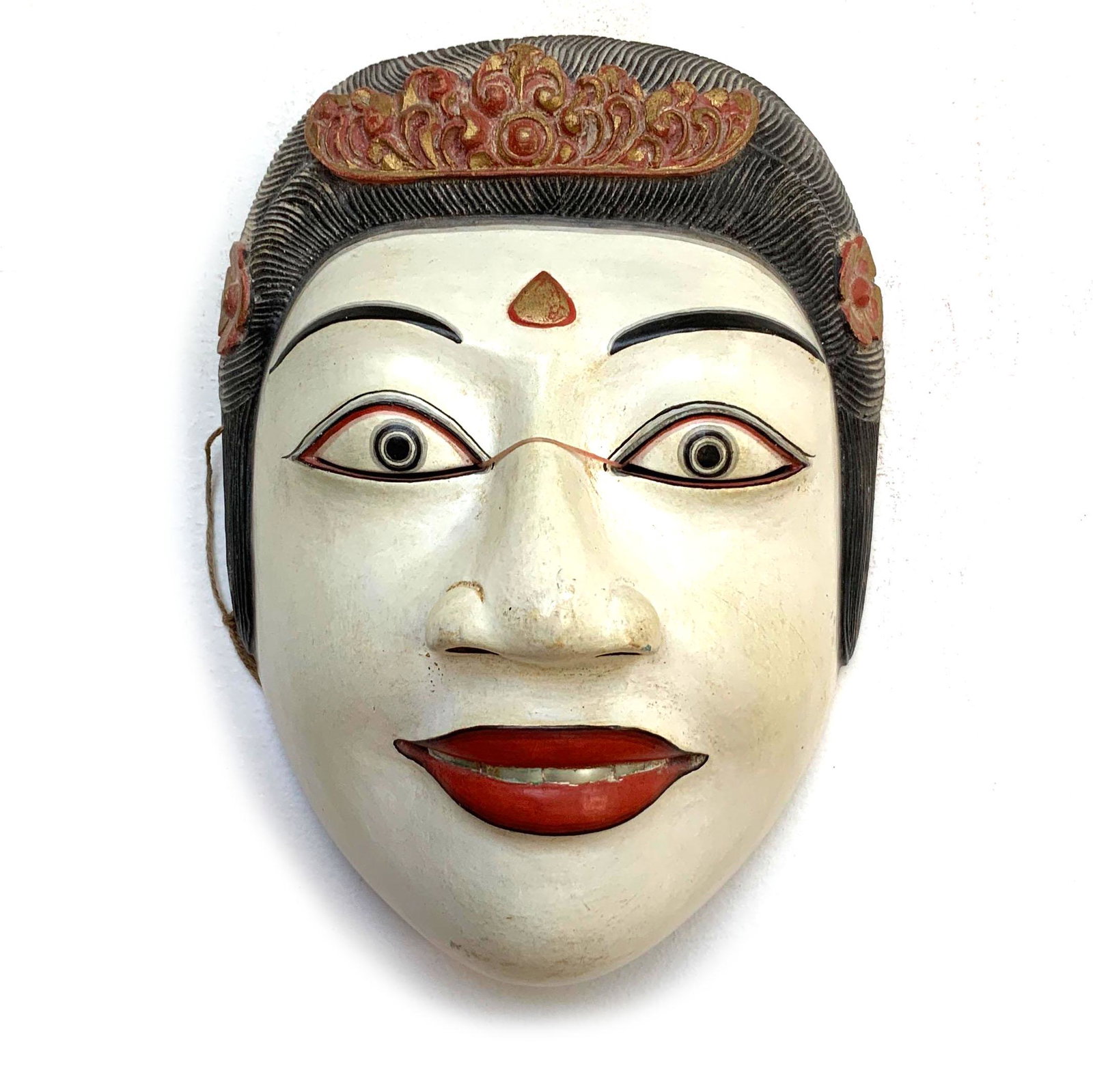 Vintage Balinese Dance Mask: Vintage Balinese Dance Mask The prominence of Balinese masks are rooted from the cultures animism and dynamism past. From the notion that the gods are present in all things, ancient Balinese create be