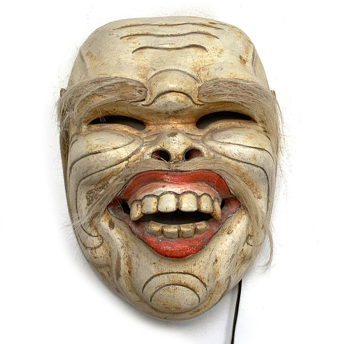 Vintage Wood Hand Carved Bali Dance Mask: Vintage wood Hand carved Bali dance mask The prominence of Balinese masks are rooted from the cultures animism and dynamism past. From the notion that the gods are present in all things, ancient Balin