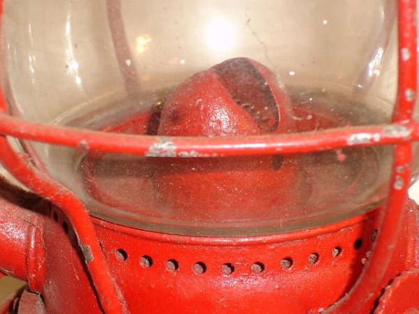 Dietz Red Vesta Railroad Lantern - 5