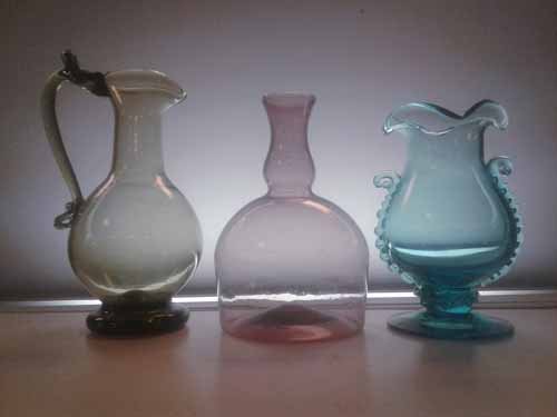 Lot of Three early and Vintage American Art Glass (1 of 3)