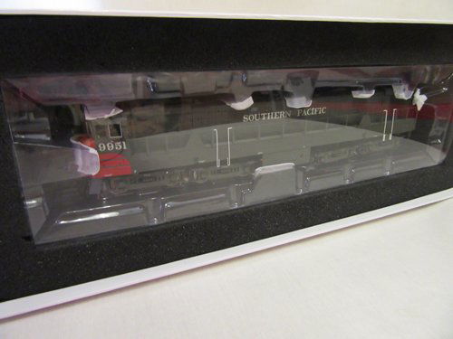 Athearn Genesis HO Southern Pacific U50 #9951 (1 of 3)