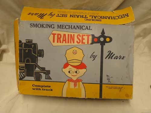 Smoking Mechanical Train Set by Marx #473 (1 of 5)