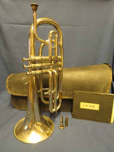 J.W. Pepper Standard Philadelphia Trumpet 5708 (1 of 7)