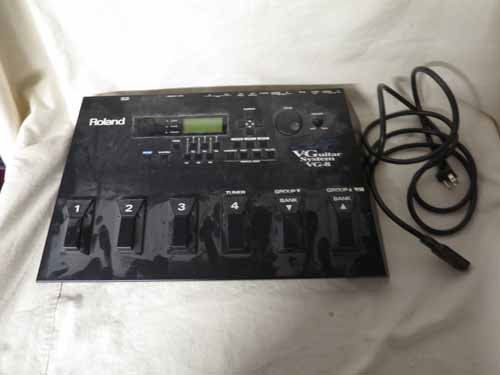 Roland V-Guitar System VG-8 foot board (1 of 4)
