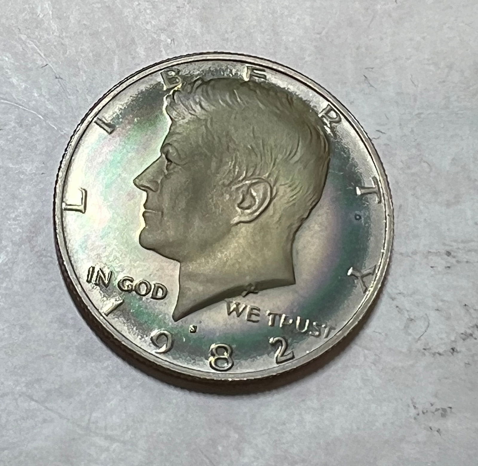 1982 S Kennedy Half Dollar PROOF Rainbow Toning (1 of 2)