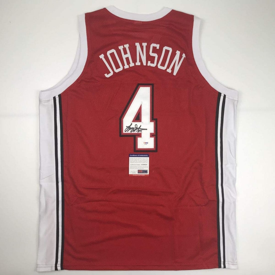 Autographed/Signed Larry Johnson UNLV Red College Basketball Jersey PSA/DNA COA: Item will come with a trusted third party certificate of authenticity and/or authentication hologram from PSA, JSA, Beckett, Fanatics, Steiner Sports, Panini, Tristar, or Upper Deck.