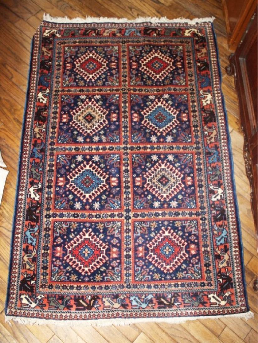 Machine Made Wool Rug (1 of 5)