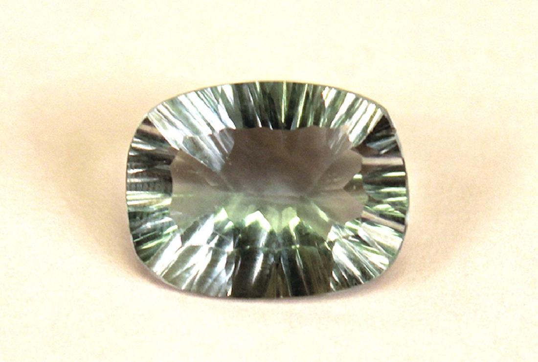 9.70 CT Brazilian Mint Green Flourite Gemstone (1 of 4)