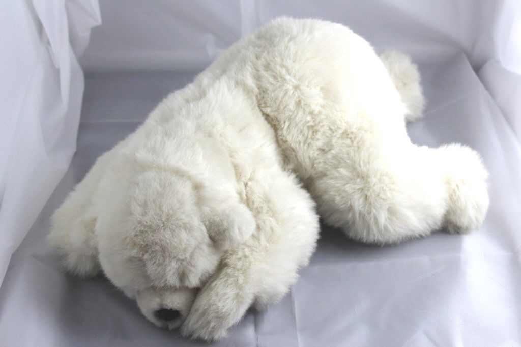 Applause Avanti-Jockline sleeping polar bear (1 of 4)