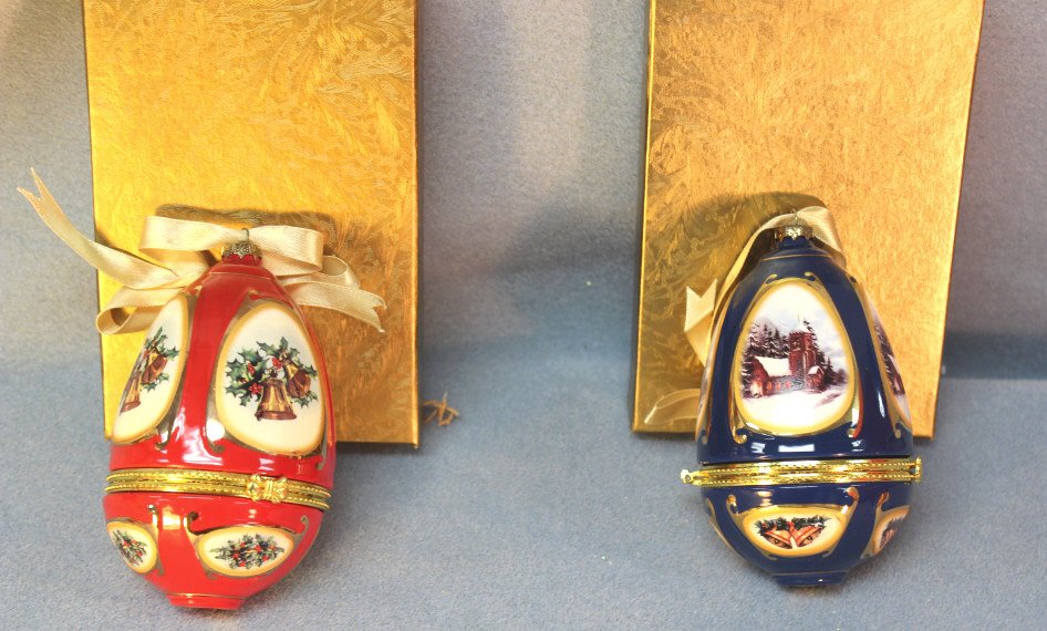 Valerie Parr Hill Musical Egg Christmas Ornaments: Valerie Par Hill Musical Egg Christmas ornaments, 2, red and blue. Size: 4.5" H