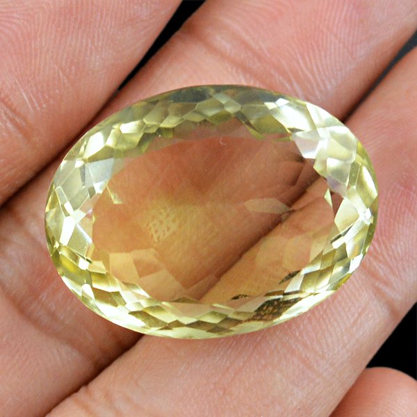 Natural Lemon Topaz Checkered Cut Gem: Genuine gemstone Cabochon - Real Lemon Quartz - Weight : 51.95 carats | Dimensions : 28 - 21 - 13 mm | Treatment : None |