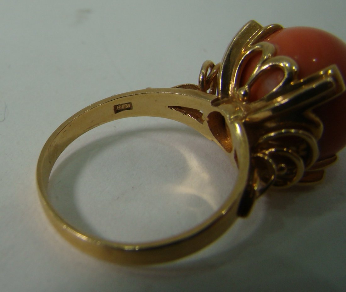 LARGE RING CORAL  AND GOLD (1 of 3)