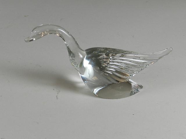 Heisey Goose "Wings Down": 9" h x 4" w