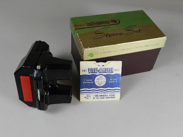 Vintage View Master: battery operated back light, in original box