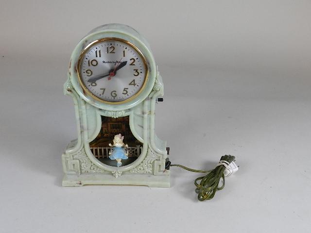 Vintage Clock Master Crafters Mfg: damage to right hand side of case 11" h