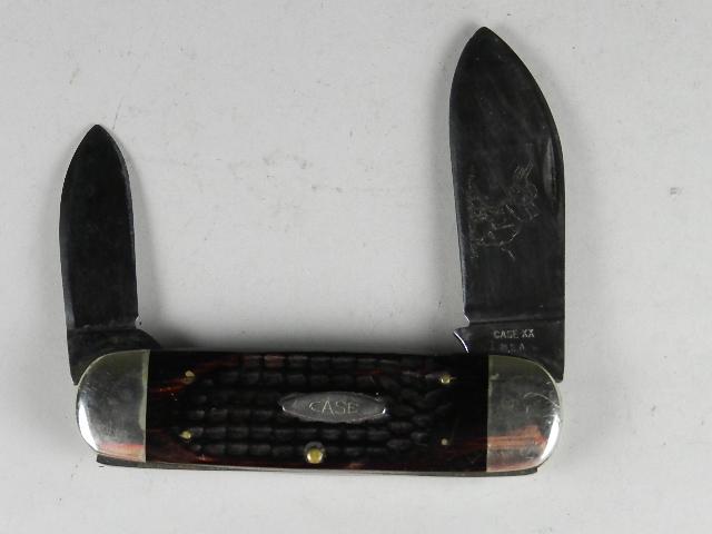 Case XX 6250 6 Dot Elephant Toe Pocket Knife: with jigged wood handles, blades have been sharpened, wear to ends, 4 3/8" long closed