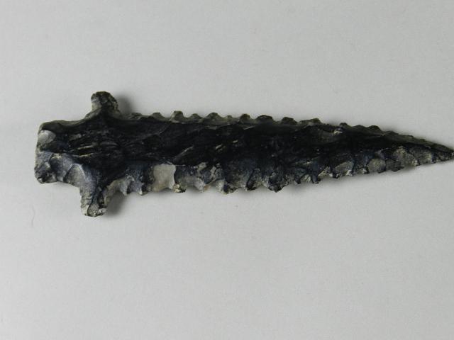 Lark Flint Kirk Spearpoint: excellent condition, 5" h x 2" w