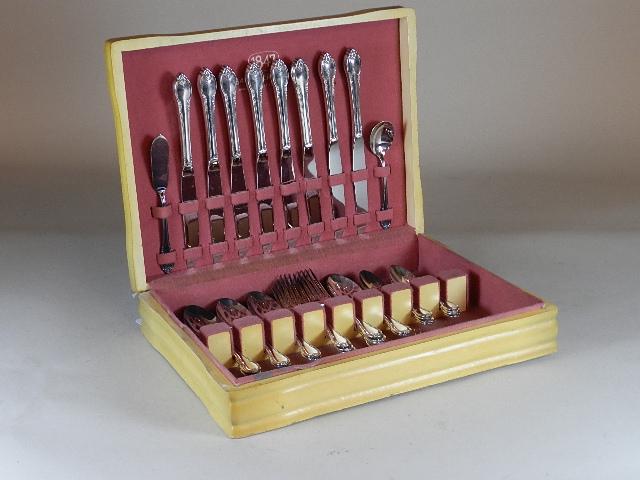 Service for 8 Rogers Brothers Silver Plate Flatware: Service for 8 Rogers Brothers Silver Plate Flatware Service