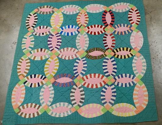 Vintage Quilt: double wedding ring variation, 73" h x 75" w