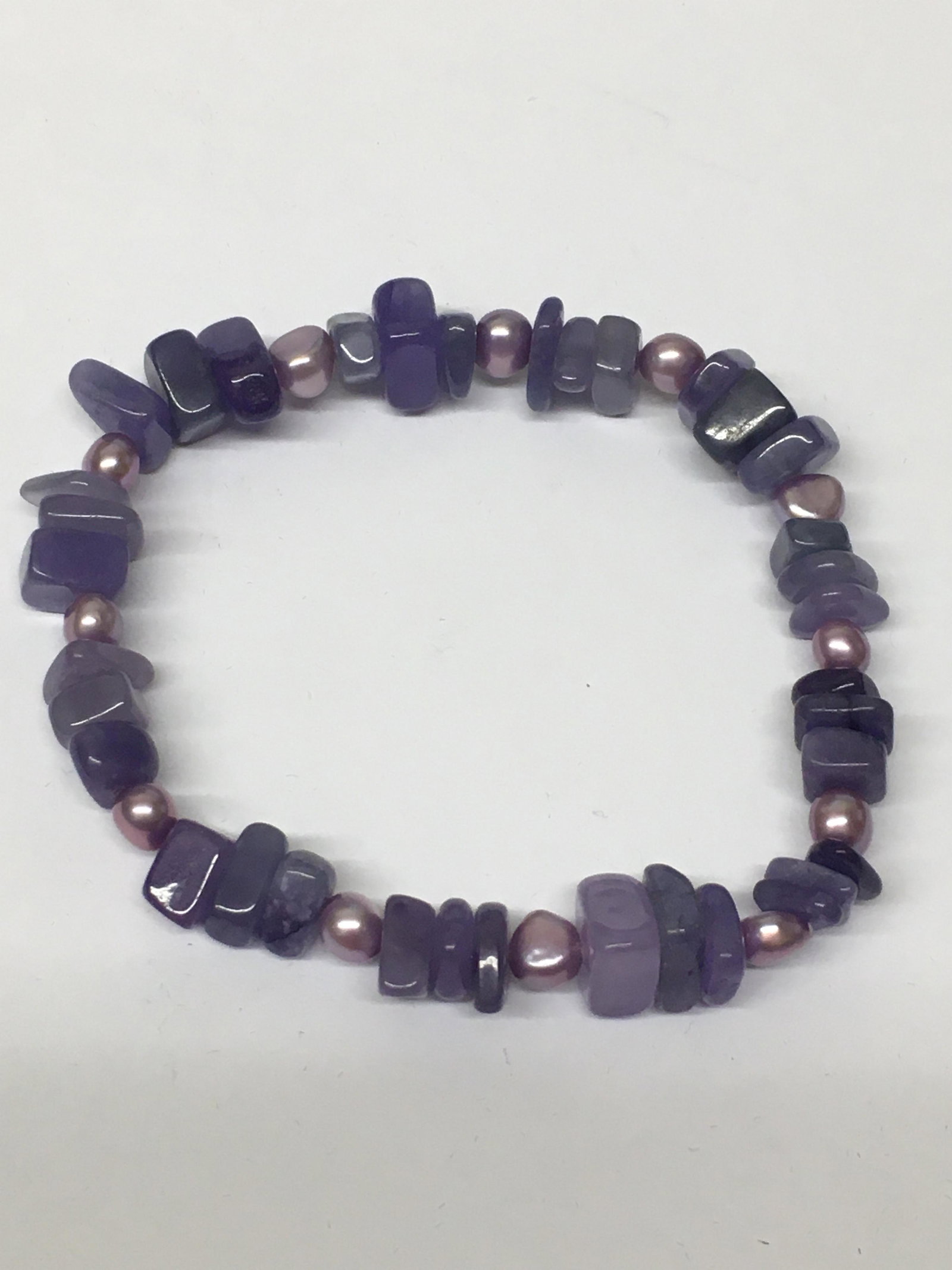 Purple Jade & Pearl Bracelet: on stretch band
