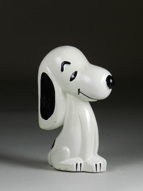 Vintage Snoopy Bank: paint crackled & chipped, 8" h