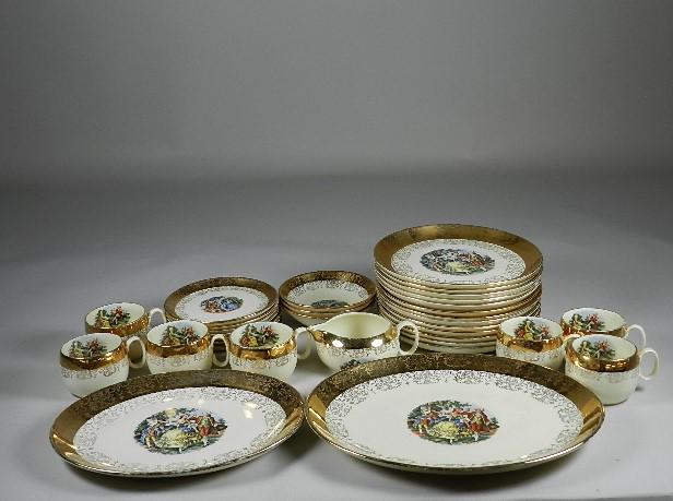33 Pieces "Crest-O-Gold" Warranted 22k China: some with wear