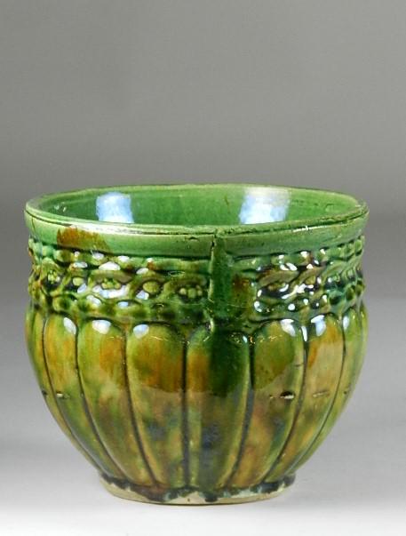 Early Unmarked McCoy Majolica Planter: small rim chip, 6 1/2" h x 7" w