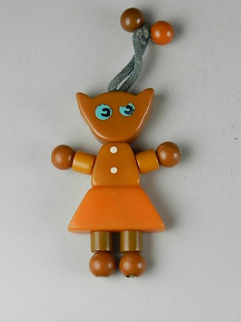 Bakelite Kitty Cat Crib Toy: 3 1/4" h