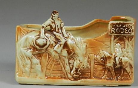 McCoy Wild West Rodeo Planter (1 of 5)