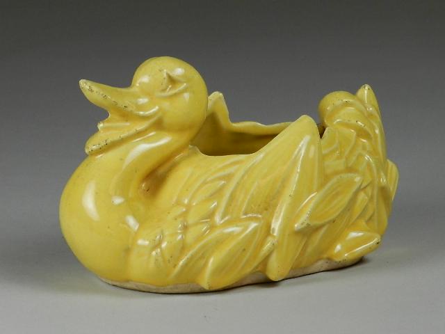 McCoy Yellow Duck Planter (1 of 6)